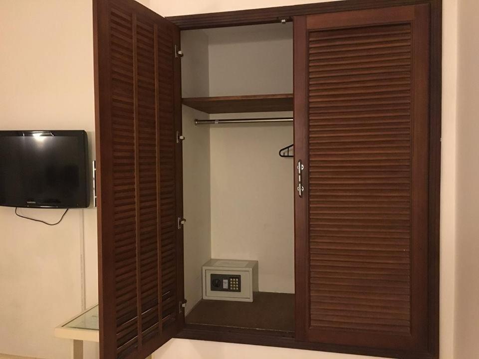Diva Nha Trang Hotel Buitenkant foto